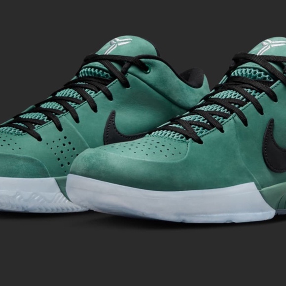 Kobe Protro 4 Girl dad - Picture 1 of 5